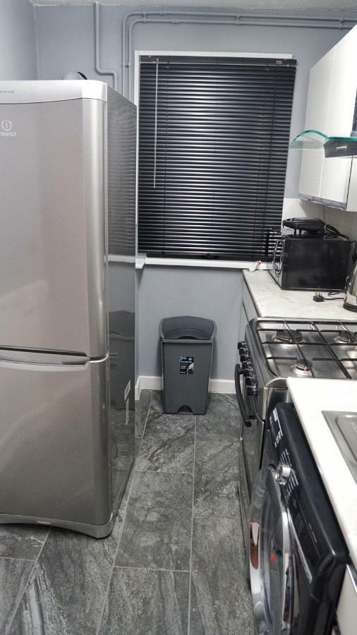 North London Apartment - Edmonton Kültér fotó
